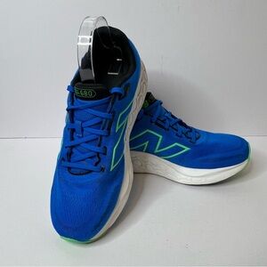 New Balance Men's Fresh Foam 680 Blue and Green Lace-Up Athletic Shoes